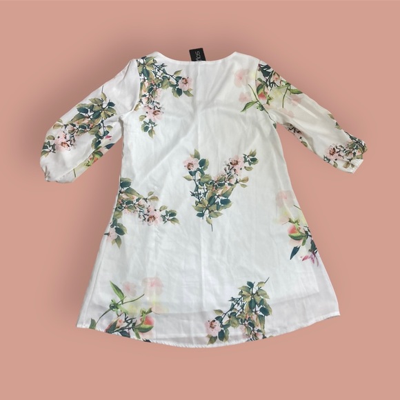 Floral White Dress with Shoulder Slits Size Medium Dress Flowy Lightweight - Picture 3 of 5